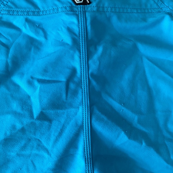 Men’s Volcom Board Shorts - Picture 7 of 7